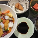 Ryouriya Terado - 雲丹海鮮ちらし丼のランチ定食
