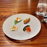 新中国料理HARAKAWA 北新地店 - 前菜盛り合わせ
                    