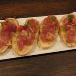カフェ クラマエ - マグロのブルスケッタ、609円