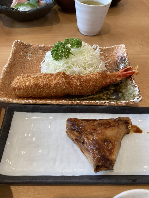 まるは食堂 りんくう常滑店 りんくう常滑 魚介料理 海鮮料理 食べログ まるは食堂 りんくう常滑店 りんくう常滑 魚介料理 海鮮料理 食べログ