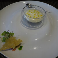 レストラン ラ・フロレゾン・ドゥ・タケウチ - ～L'AMUSE-BOUCHE～ホワイトアスパラガスの2種のヴァリエーション