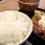 Kinugasa - 洋食に味噌汁ってのが尚良いww