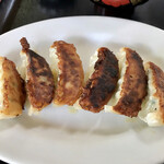 小笠原食堂 - 餃子アップ