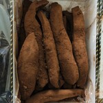 ケーキハウス タカラヤ - 箱いっぱいのオレンジチョコレート１１本入ってました（１００ｇ）