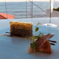 La Bastide sur la mer - 七里ヶ浜腰越漁港のシラス　玉子　コンソメジュレのガトー仕立て　アジとトマト