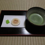 楽水園 - 抹茶(お薄)とお干菓子