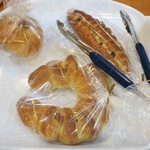 Boulangerie La vie Brillante - 購入したパン。