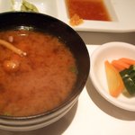月光仮面 - 味噌汁、香の物
