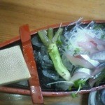 居魚屋　網元 - すりおろせるわさび！鯖のお刺身1人前です