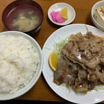 花月食堂 - 焼肉定食 W盛 ¥980