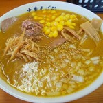 琴壱 - 中華そば 味噌カレー 860円