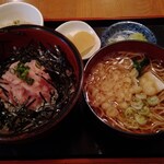 いちばん亭 - 料理写真:ネギトロ丼とそばのセット