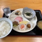 まるみ食堂 - 