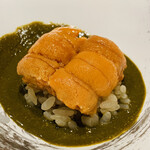 鮨 由う - ・肝ペーストのシャリ和え
         北海道産利尻産バフンウニ添え