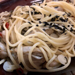 Kaki To Sakana - 締めのペペロンチーノ！牡蠣がゴロゴロでぷっくりで美味しい♪お酒のアテにも最高！