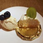 Rue Favart - レア・チーズのカット面