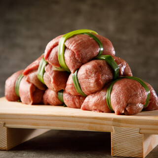 カジュアル 縛りタン 希少部位のロース カルビ 和牛寿司 8000円 13品 2時間飲み放題 肉創作と仙台牛一頭買い焼肉 ばくふ 大宮店 大宮 焼肉 食べログ