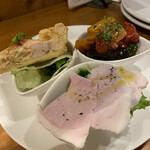 SADAKI deli - 