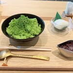 菓ふぇ ムラカミ - ふわ雪氷・抹茶ぜんざい×白玉餅。770円