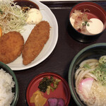 Uchidaya - 日替わり定食　白身魚フライ、コロッケ、うどん、ごはん、豆腐　627円(税込み)