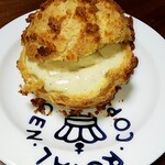 Reglisse - お土産の大きいシュークリーム