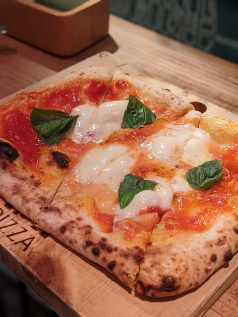 Apizza 池袋東通り本店 エーピッツァ 都電雑司ケ谷 ピザ ネット予約可 食べログ