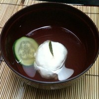 美濃吉 東武池袋店 - 御椀　海老真蒸すくい取り、ズッキーニ、柚子