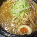 麺場 もっけい - もっけい味噌、斜め上方から。