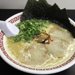 双喜紋 - ラーメン600円＋海苔50円