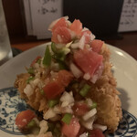 クイット - 白身魚のサルサソースがけ