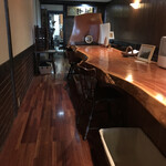 折り鶴 - 静かで緊張感のある空間