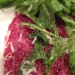 バールアリメンターリ ダニエラ - 熊本産赤牛をカルパッチョにしてもらった