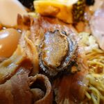 一条流がんこ総本家分家四谷荒木町 - アワビ丸々１個♪