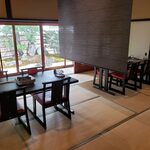 ぼたん鍋処 如月庵 - お席は全て指定不可。