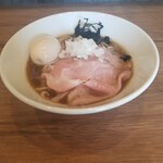 Niboshi Ramen Kogarasumaru - 煮干しそば　850円