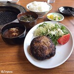 味楽苑 - 焼肉屋さんのﾊﾝﾊﾞｰｸ定食