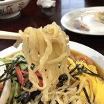 手打ラーメン みうら - リフト