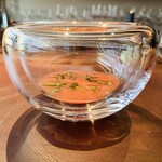 ラ カンロ - 【ジン、ジュンサイ】
      ★ 西瓜とジンのスープ仕立て、ジュンサイとパッションフルーツのせ