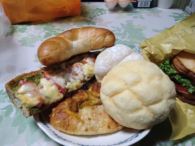 フレッシュベイク ジョアン 三ツ屋本店 三ツ屋 パン 食べログ