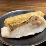 壮士 - 広島産マナガツオ塩麹焼きにピュアホワイトの天ぷら
            塩麹でマナガツオの旨味がアップしてます
            ピュアホワイト（とうもろこし）が甘いな〜♪