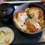 Hadakaya - 煮込みヒレカツ丼980円+消費税