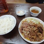 石神食堂 - ミックス（すじ、ホルモン）￥700＆めし￥200