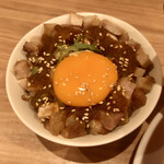 麺処 ほん田 - スタミナ丼卵あり(350円)
