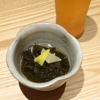 越前がに・旬のお料理 らでん - 岩もずく（￥500）。糸よりも細いのに、バリバリと元気すぎる歯応え！ 今まで食べてきた普通のもずくとは180度異なる美味！