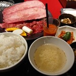 焼肉トラジ - 