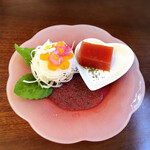 坂のうえ - トマト寒天と梅ドレッシングサラダ
