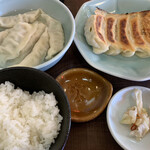 宇都宮みんみん - 焼餃子(1人前) 水餃子(1人前)＋ライス＝690円