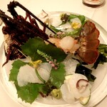 Miwa Yugawara - 季節の魚盛り合わせ　～３種盛り～　伊勢海老　スズキ　水蛸　自家製土佐醤油
