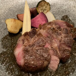 Restaurant EISUKE - イベリコ豚肩肉のグリエ 酸味の効いた赤紫蘇ソース