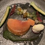 Restaurant EISUKE - 自家製ノルウェーサーモンの燻製 野菜のブティデ